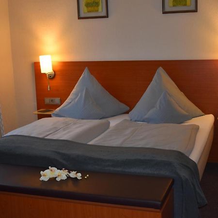 Hotel Neue Stuben Wolfsburg Kültér fotó